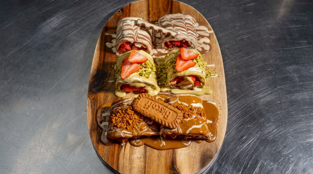Mix Crepe Roll.