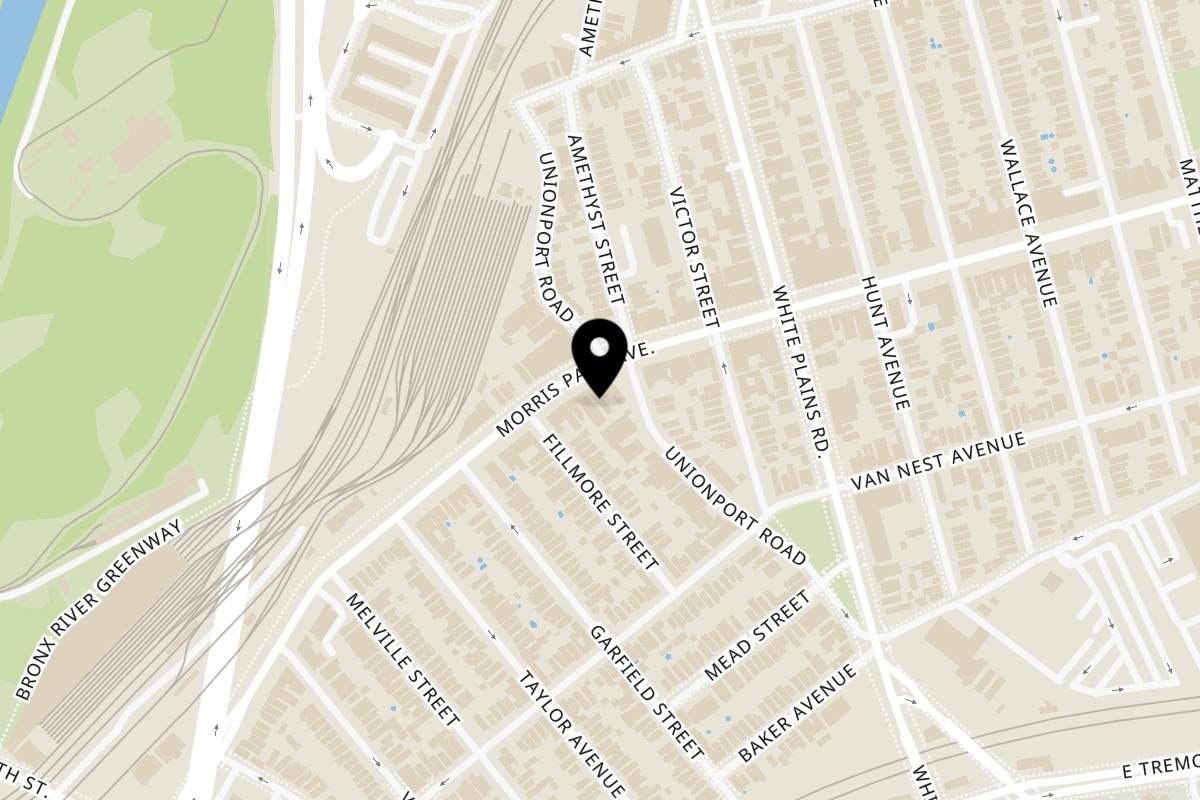 Map showing the location of Juice Time & Papa kanafa | عصير تايم & بابا كنافه Bronx on 640 Morris Park Ave in Bronx
